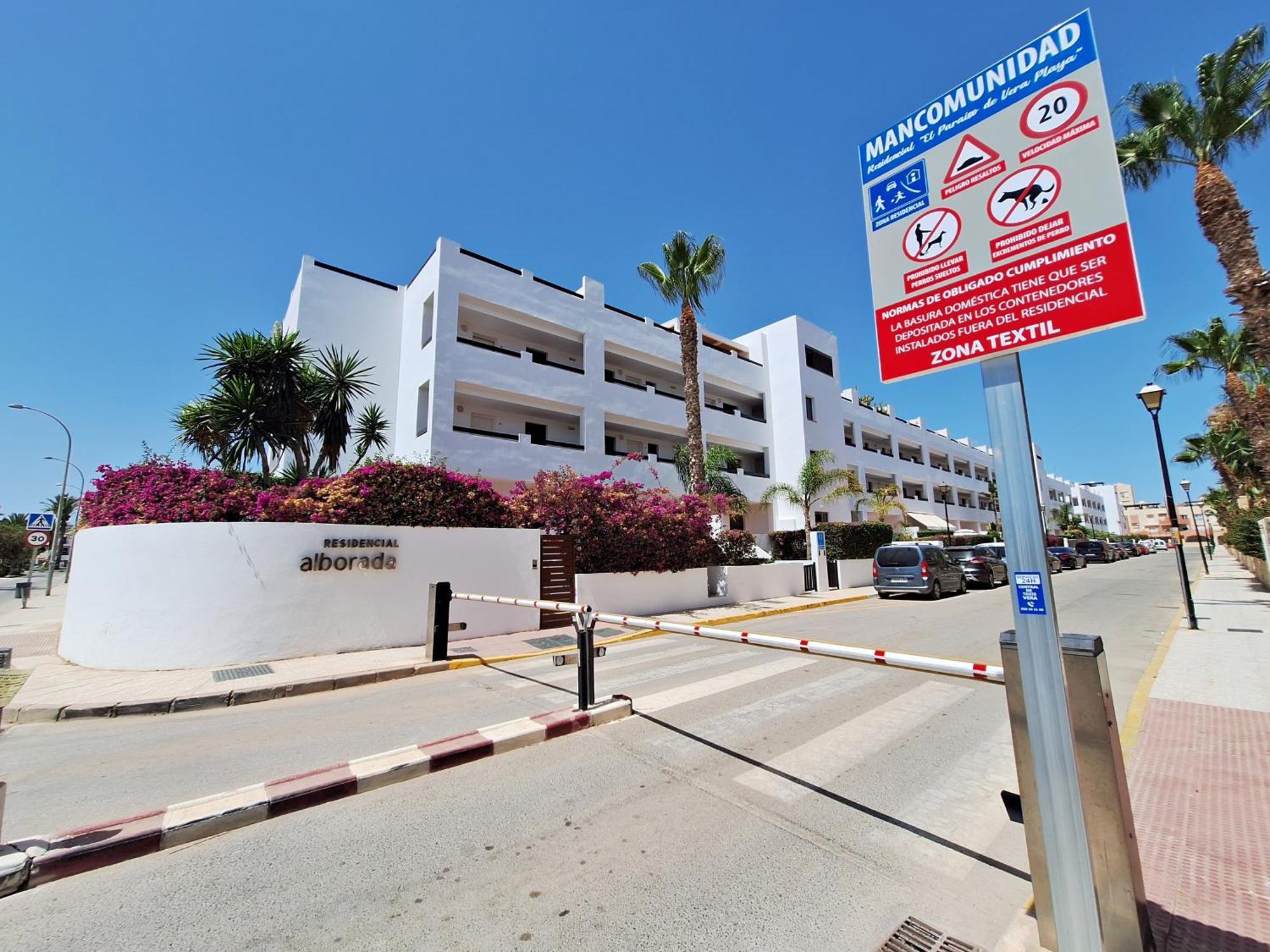 Apartamentos Alborada III 베라 외부 사진